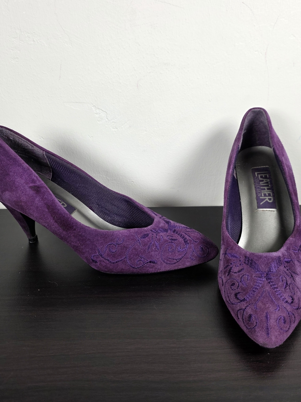Y2K Purple Suede Embroidered Kitten Heels Size 7.5